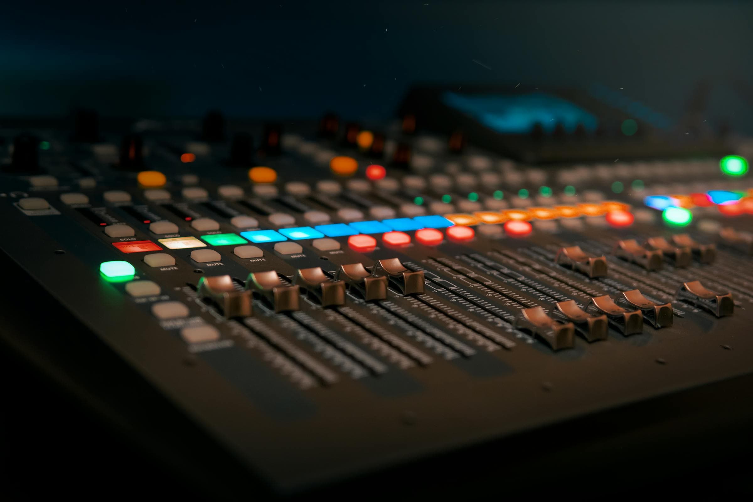 How Listeners Actually Find Your Music on TipTop