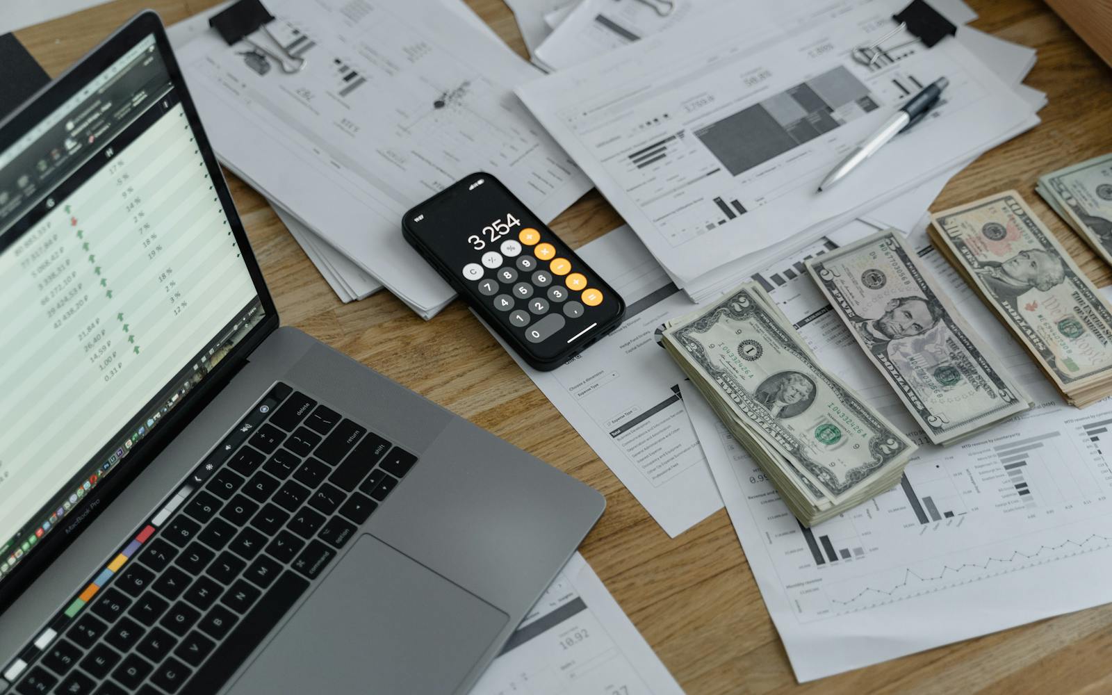 Calculadora mostrando la comparación real de ganancias